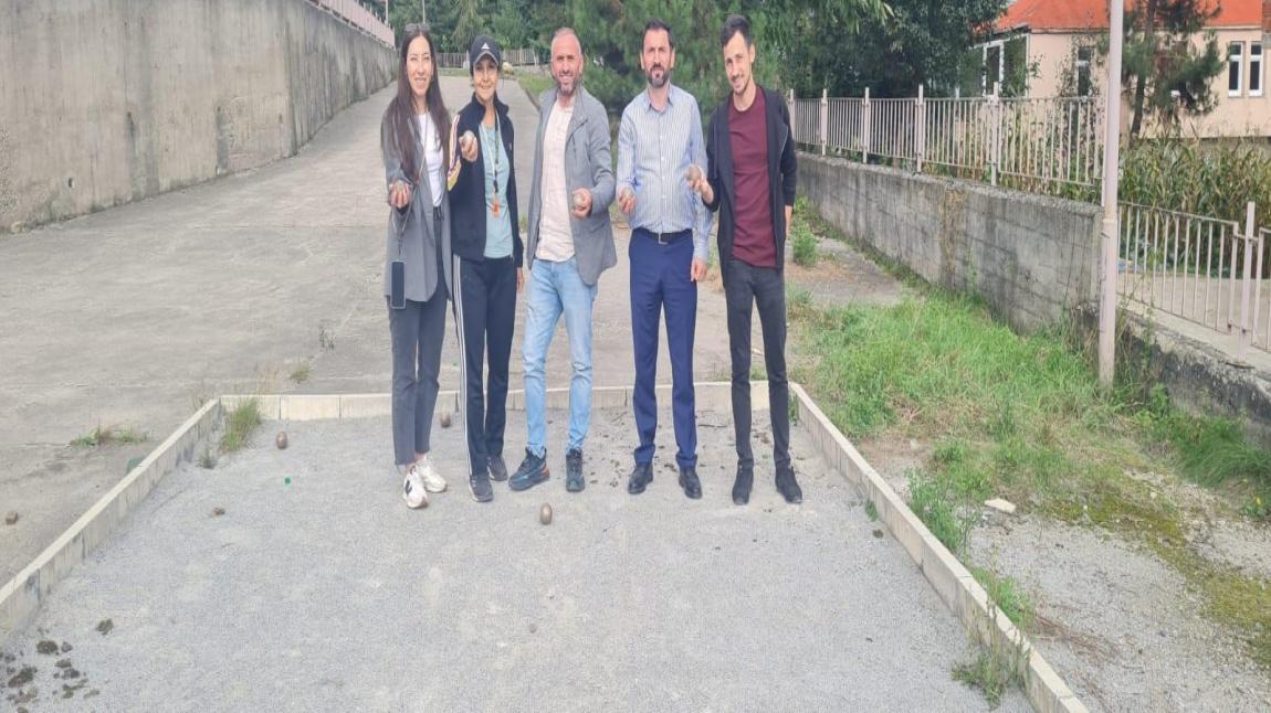 ÖĞRETMENLERİMİZİN BOCCE MÜSABAKASI